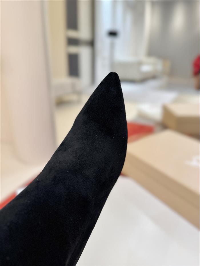 2025112817525437 610